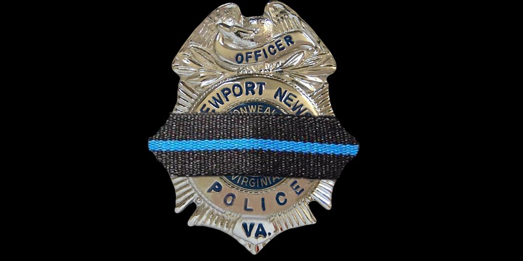 HamptonVAPolice's tweet photo. Our thoughts and prayers are with our Newport News Police family tonight as we mourn the devastating loss of one of our own. https://t.co/ZGOhm0ZyeX