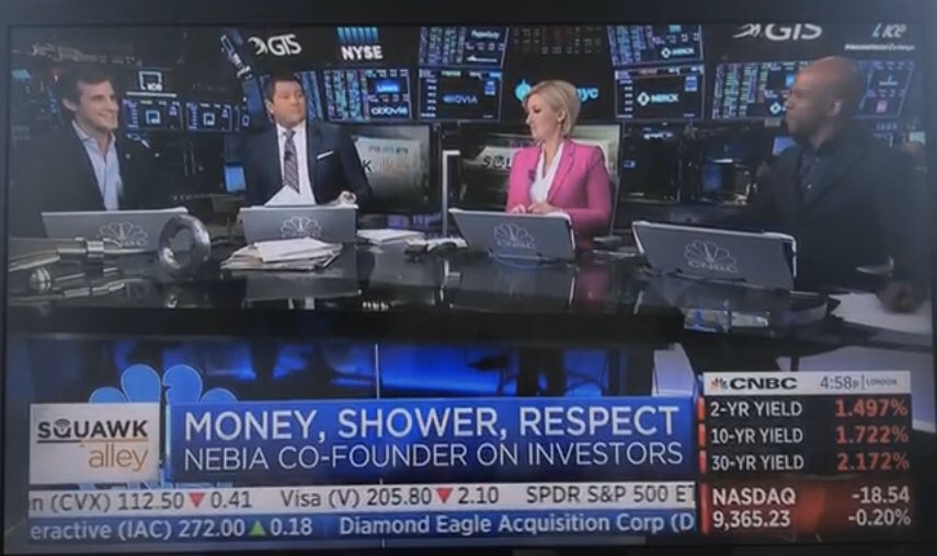 philipwinter_'s tweet photo. Thanks @jonfortt @MorganLBrennan @carlquintanilla ! awesome to be on the @NYSE floor talking with you about @nebia 🚿 . The 🌍 needs better solutions for 💦. We think a better shower that saves water should be a part of the solution. @CNBC @SquawkAlley https://t.co/TEOVLK1NP3