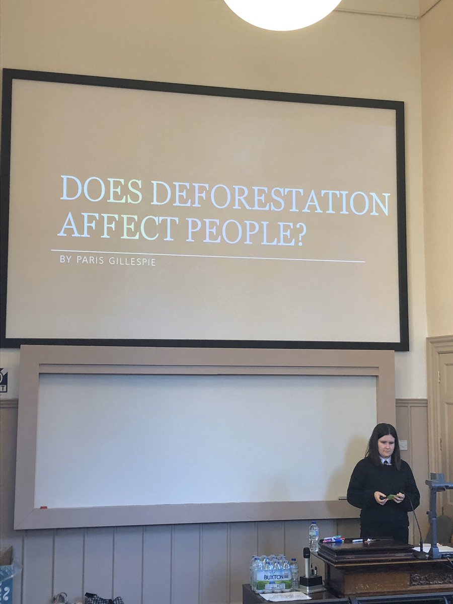 KhsFirstchances's tweet image. Hanna, Paris, Jaydanna and Gemma delivering their presentations today as part of their First Chances project at @univofstandrews. Thanks to @FifeFirst for having us.