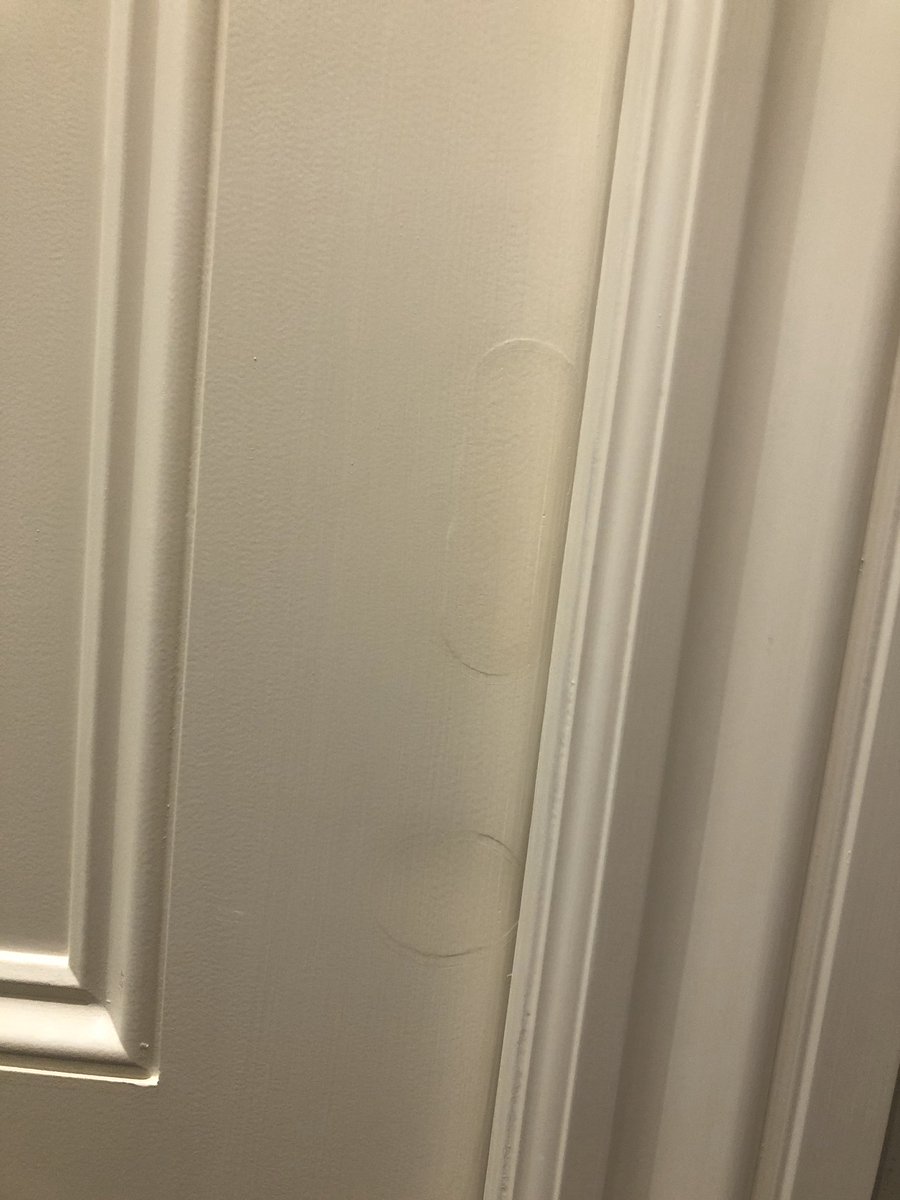 thebrickcleaner's tweet photo. Let’s play a game of spotting the @mbavic builder that screwed my house up mistakes. This is a ‘new’ solid door. Keep finding more stuff ups everyday. #thehitskeepcoming #mastersofnothing #sham #shonkyjob #falseadvertising https://t.co/Ram0Xp9H1p