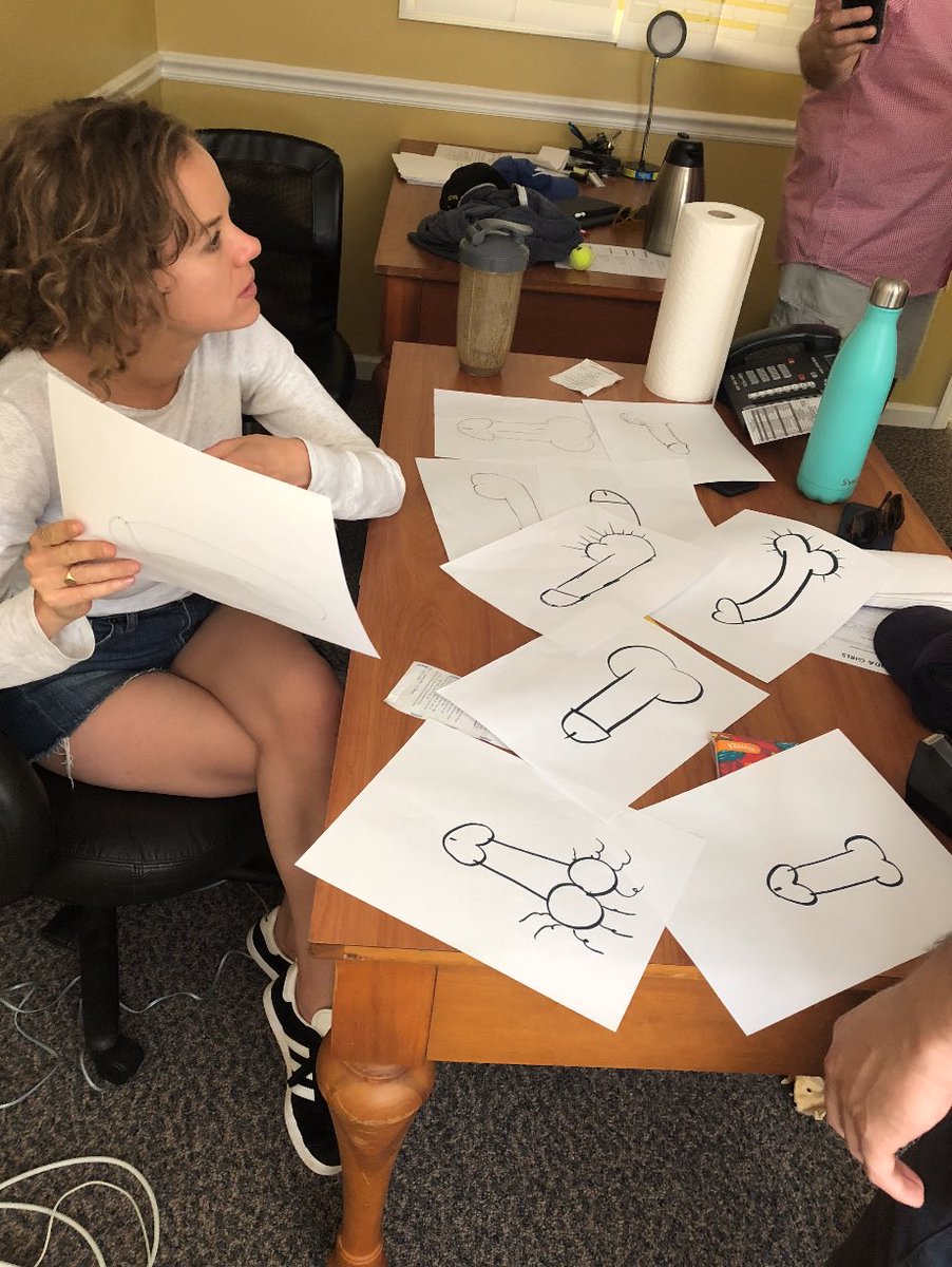 FloridaGirls's tweet photo. Very important production meeting happening here. #FloridaGirls https://t.co/JfWtVAMb2U