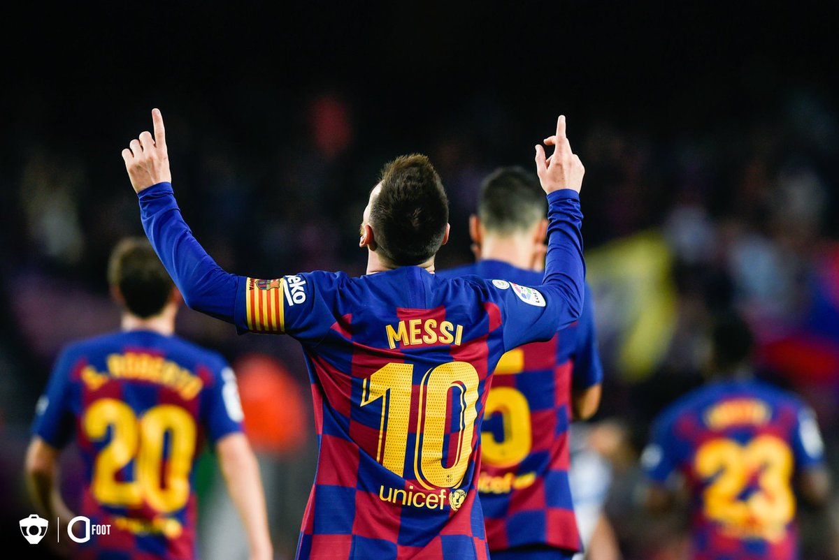 ActuFoot_'s tweet photo. Meilleurs buteurs en club sur les cinq dernières saisons :

1- 🇦🇷 Messi : 208 buts 🐐
2- 🇵🇱 Lewandowski : 194 
3- 🇵🇹 Ronaldo : 184
4- 🇺🇾 Suárez : 166
5- 🇬🇦 Aubameyang : 157
6- 🇦🇷 Agüero : 145
6- 🏴󠁧󠁢󠁥󠁮󠁧󠁿 Kane : 145
8- 🇺🇾 Cavani : 142
9- 🇮🇹 Immobile : 121
10- 🇪🇬 Salah : 120 https://t.co/ojYMUj0agu