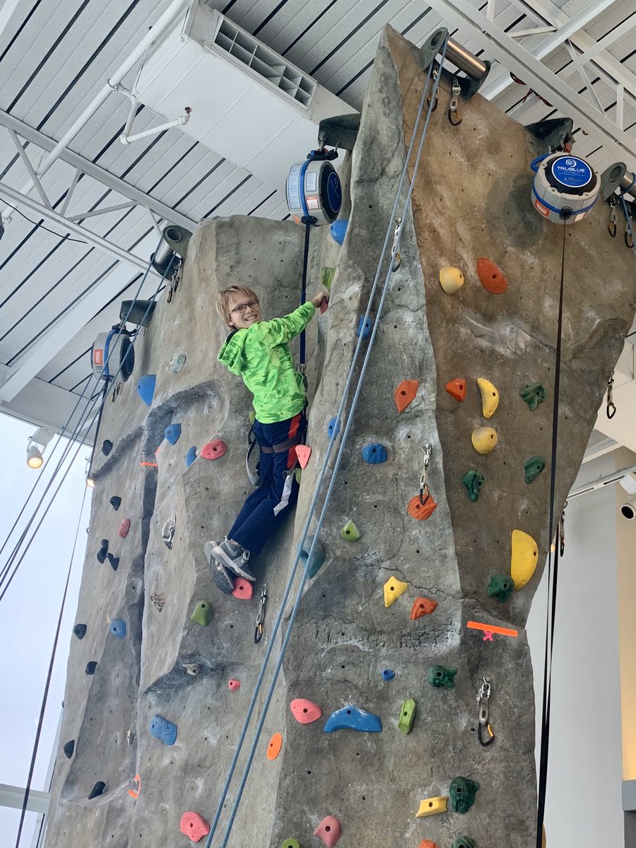 MrsSommerWMS's tweet photo. Enjoyed our time at the UCM Rec this week! These WMS students earned a morning of rock wall climbing, volleyball, basketball, ping pong, and more for their Respectful, Responsible, and Safe behavior at WMS. Thank you @BethRutt and @UCentralMO! @UCMPresident #TigersWMS #WMSLevelUp https://t.co/B6tpkXRs42