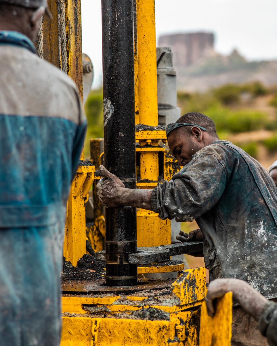 charitywater's tweet photo. Our local partners are true experts. With a community-centered approach and a thorough understanding of how to implement sustainable water projects in their area, they champion lasting solutions that transform communities. They inspire us every day! https://t.co/dxsHs3fw8u