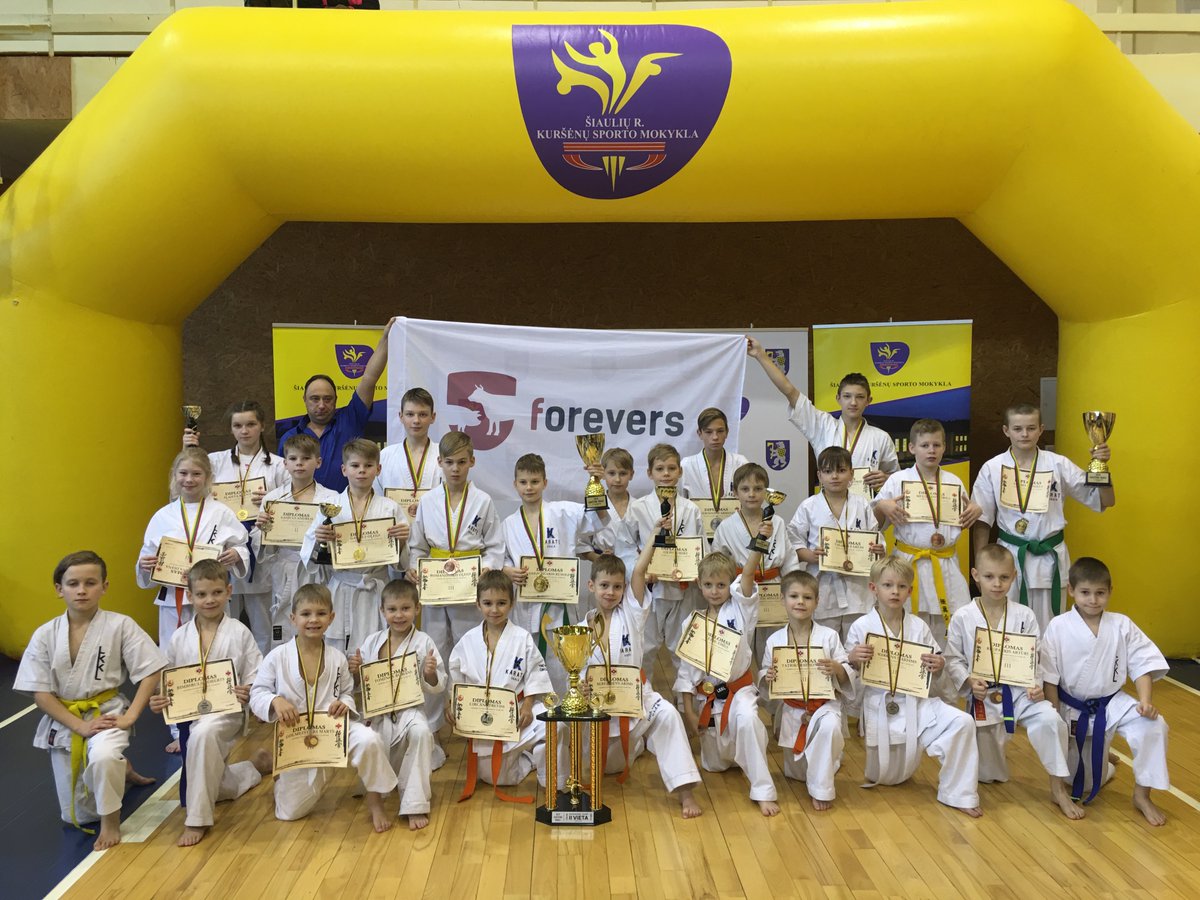 KarateSkola's tweet photo. 30.11.2019. (Kuršenai, Lietuva) - Shinkyokushin tournament "Kuršenu Taure 2019" - 27 Karatē skolas “FOREVERS” komandas sportisti izcīnīja 12 bronzas, 5 sudraba un 6 zelta medaļas, kopā 23 medaļas! Kopvērtējumā tika izcīnīta 2.komandas vieta! #karateskola https://t.co/Z5cXmmwpm9