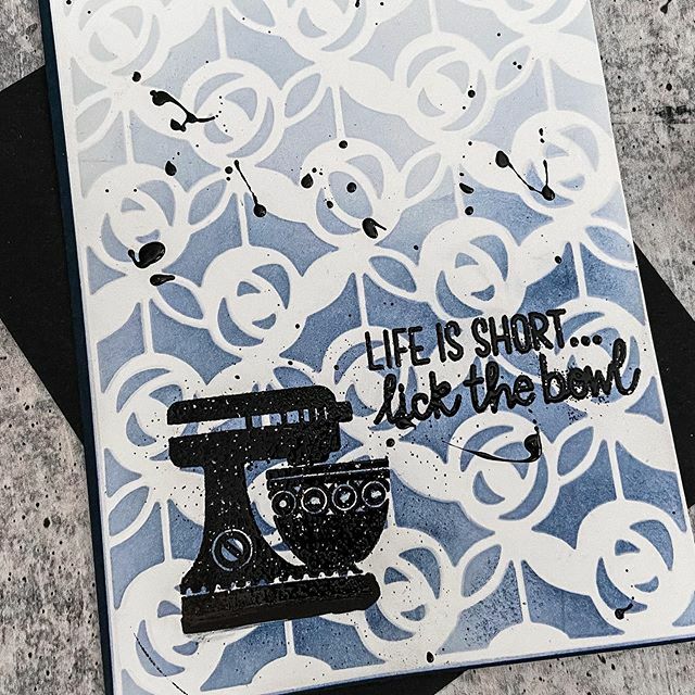 lbeard's tweet photo. Life is short. So lick the bowl. Words to live by courtesy of “In The Kitchen Release” - coming next week. @catherinepooler #laurelbeard #simplycardmaking #itsmyzen #lickthebowl #videotoo #cardmaking #inkblendingfoam https://t.co/9ayH6OiaRg https://t.co/BsNWZwm4EA