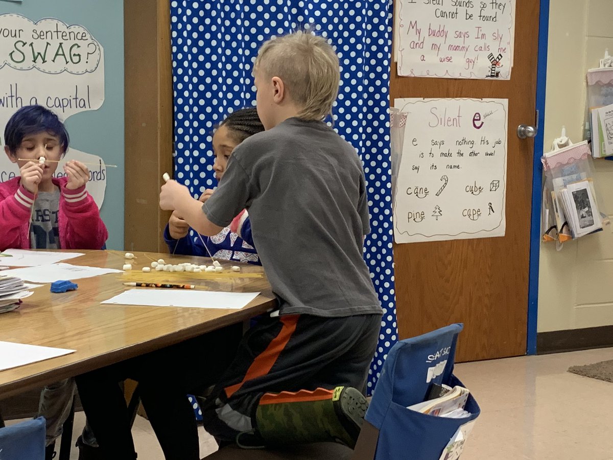 lorianncook's tweet photo. Spaghetti Tower #DesignLab #ClubEncore https://t.co/i4HCGa6OYr