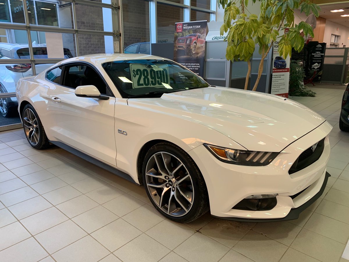NissanDartmouth's tweet photo. Check out this AMAZING one-owner trade-in. 2015 Mustang GT 5.0L with only 43,000 kms. Fully Green-Light Certified.
It's SO NICE we had to put it in the showroom.
Come in to 60 Baker Dr, Dartmouth to check it out in person.
#oregans #nissandartmouth #greenlightcertified #mustangGT https://t.co/2gx5qppx8F