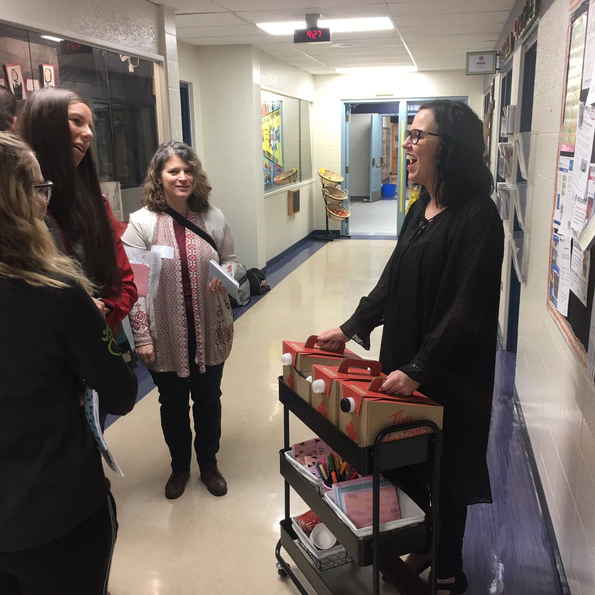 Everlearning1's tweet image. Great day for the Wellness on Wheels school tour with our friends from EICS! #EcsrdSTRENGTH