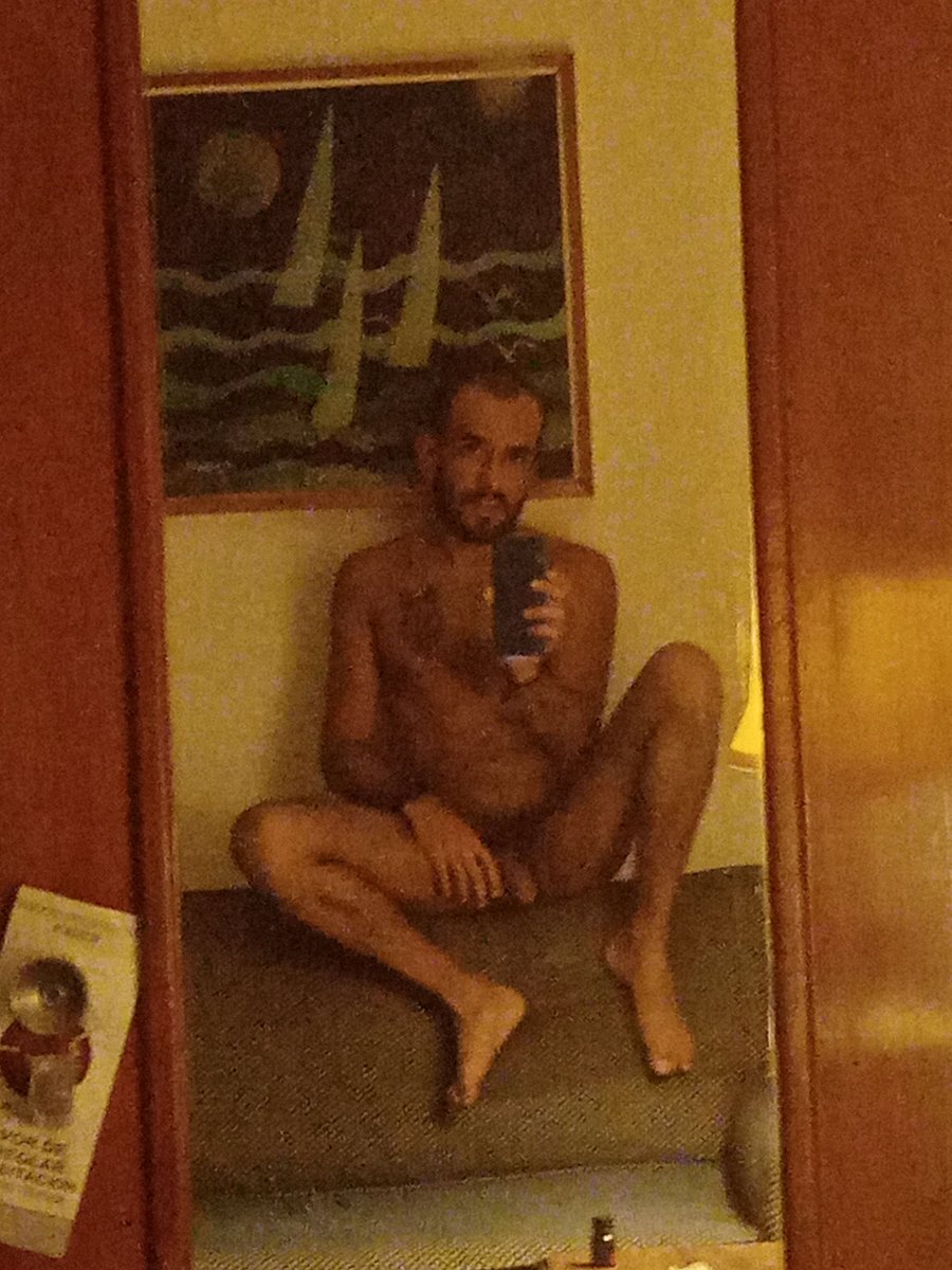 DIeGo_CoHeNxxx's tweet photo. No el frío puede con la calentura. https://t.co/82hQyfs2UQ