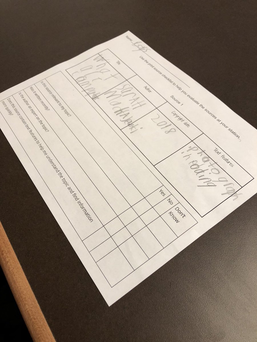 BRESmedia's tweet photo. 3rd graders preview technology resources to get ready for benchmark unit five! https://t.co/Pk7OwKKVuB