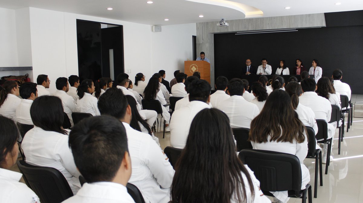 AnahuacOaxaca's tweet photo. Estudiantes del cuarto semestre de #medicina están listos para realizar actividades de prevención, educación, protección y detección temprana de enfermedades en habitantes de los #VallesCentrales.
#Practicum1 #ResponsabilidadSocial #SomosAnáhuac @SSO_GobOax @Juris01_VC https://t.co/X0ur0V6kMi