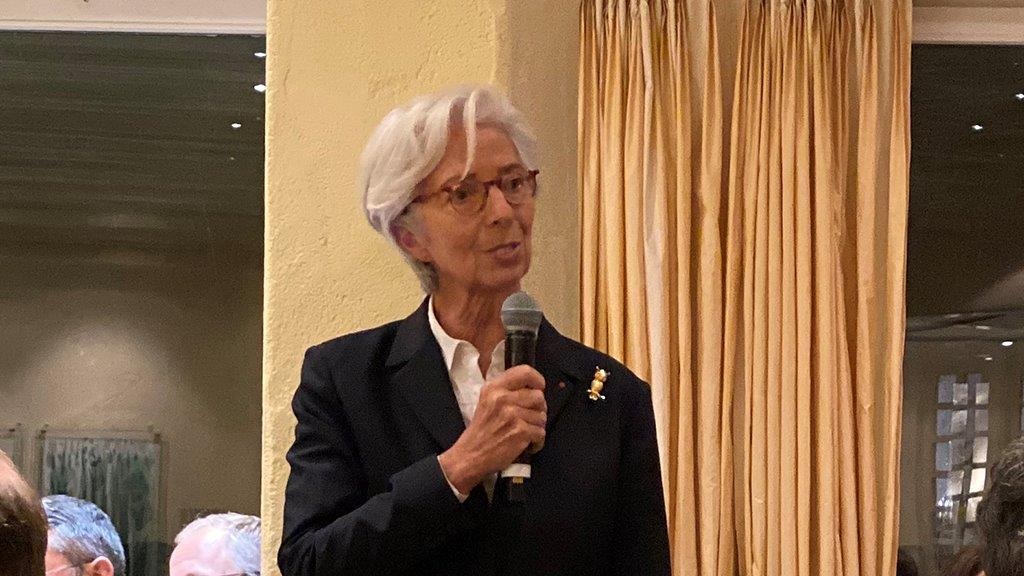 Lagarde's tweet photo. European countries have joint exposures to the climate, to the global economy, to multinational firms, to foreign powers. At the #WEF20, I outlined three ways we can work together to address these challenges: (1/5) https://t.co/3GAFAfgvSF