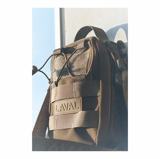 lavalbrand's tweet photo. The Side Bag - Desert - Available Now https://t.co/vFXdDvoJBV https://t.co/g9sCxHMZIM