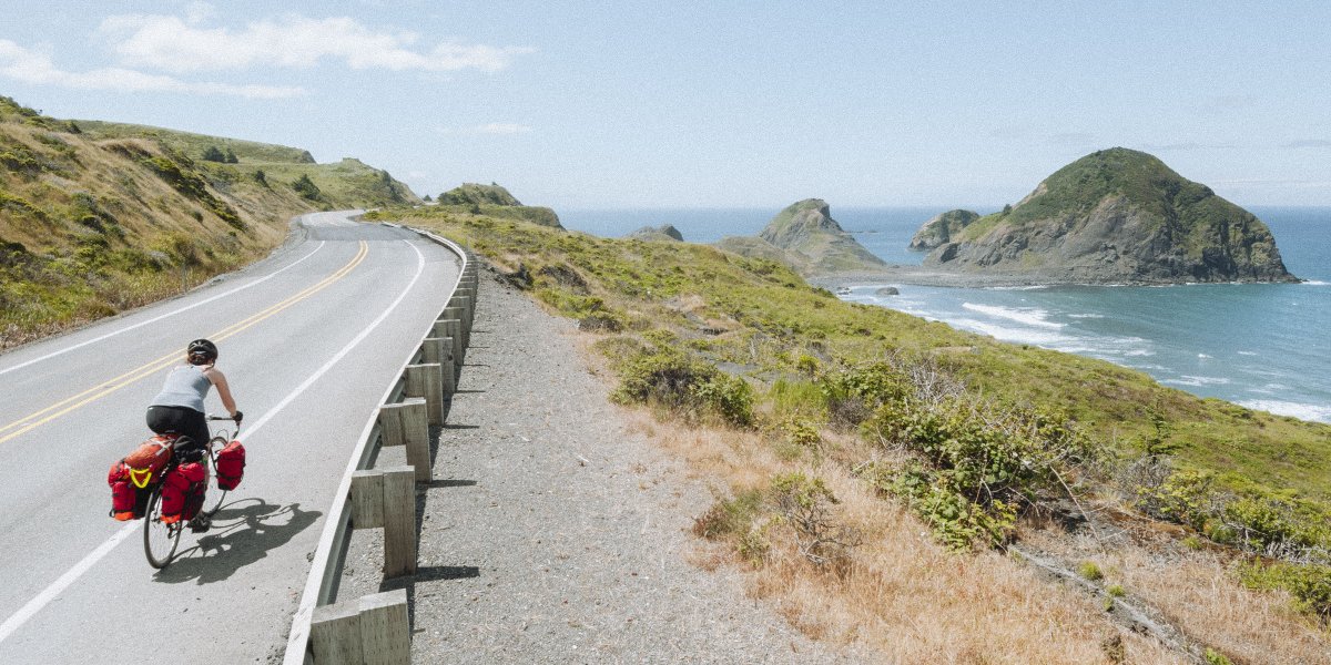 fieldforestco's tweet photo. Biking down the wild &amp; windswept coast https://t.co/qmqQor084k