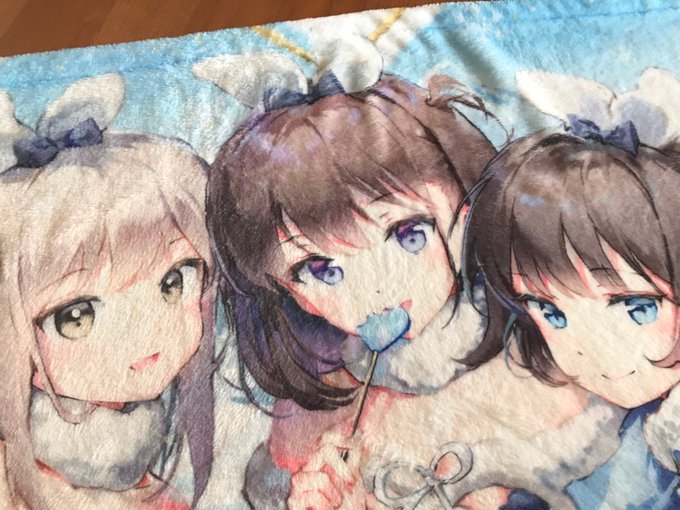 PixivBoothにてC97配布のブランケットとタペストリーの予約を受付開始しました。今回もご興味ありましたら是非!1月31日までご注文お受け取りいたします。https://t.co/10C1WipTxu 