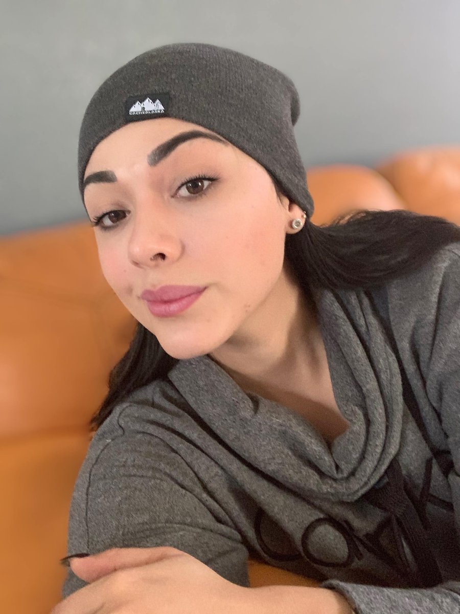 leslye_medrano's tweet photo. Cuál frío?
Super agusto con mi gorrito ❤️
✅ Quieres uno?
https://t.co/CruZTuDF49

#cachealaska #ridealaska #alaskagifts #Beanie https://t.co/k20YGPS2f8