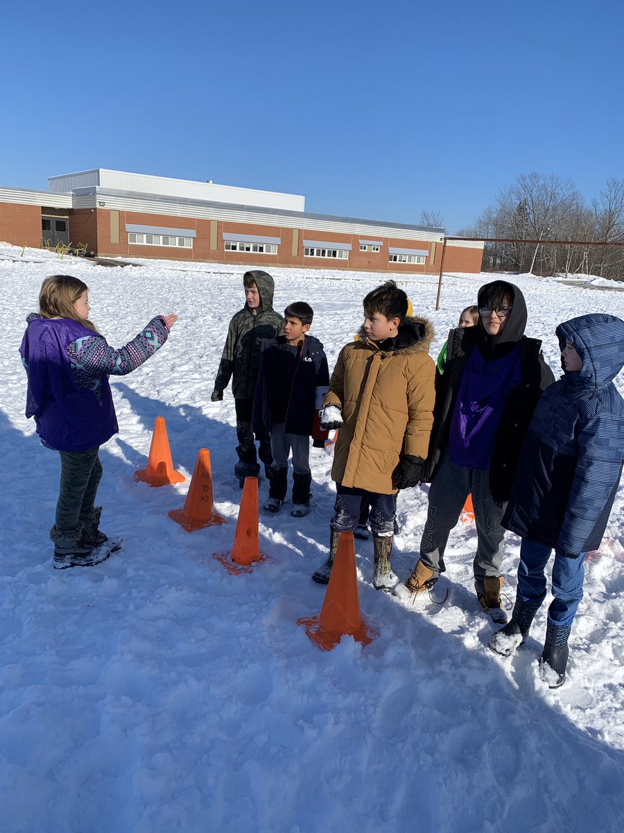 SDE_School's tweet photo. Grade 4 and 5 student leaders supporting positive outside play. @CCRCE_NS https://t.co/nTS0cBzlfa