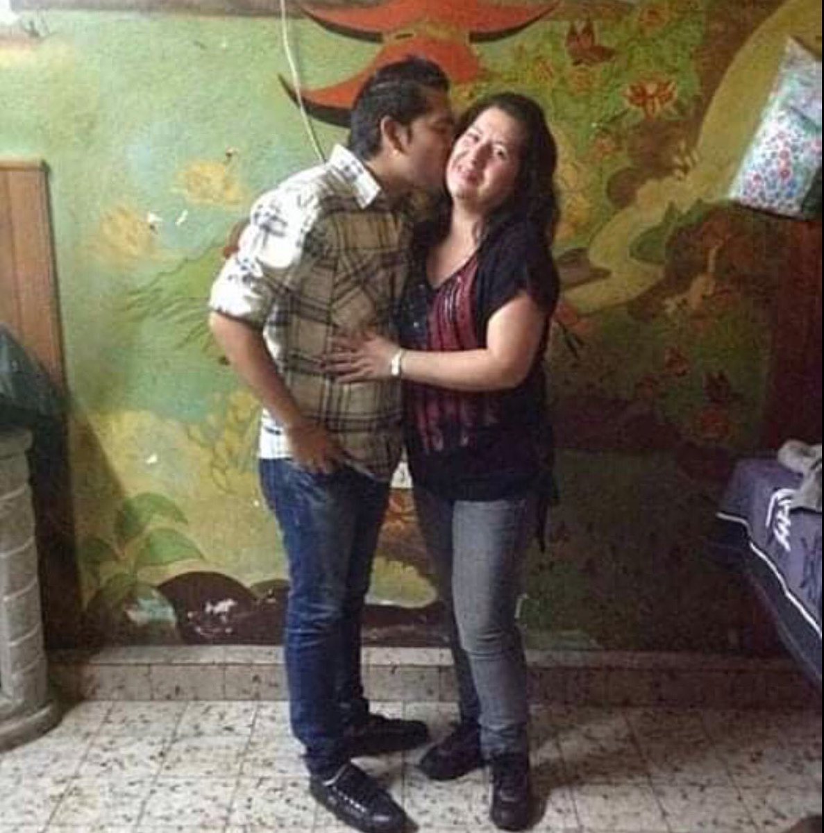 lor_jey's tweet photo. @CC_Terminal Lo más hermoso el Amor @CC_Terminal @IngridAlcivarr  @alin_maga @Marialvarado593 @IngridAlcivarr @NikiOrtiz98 https://t.co/JdH7Nr2Hme
