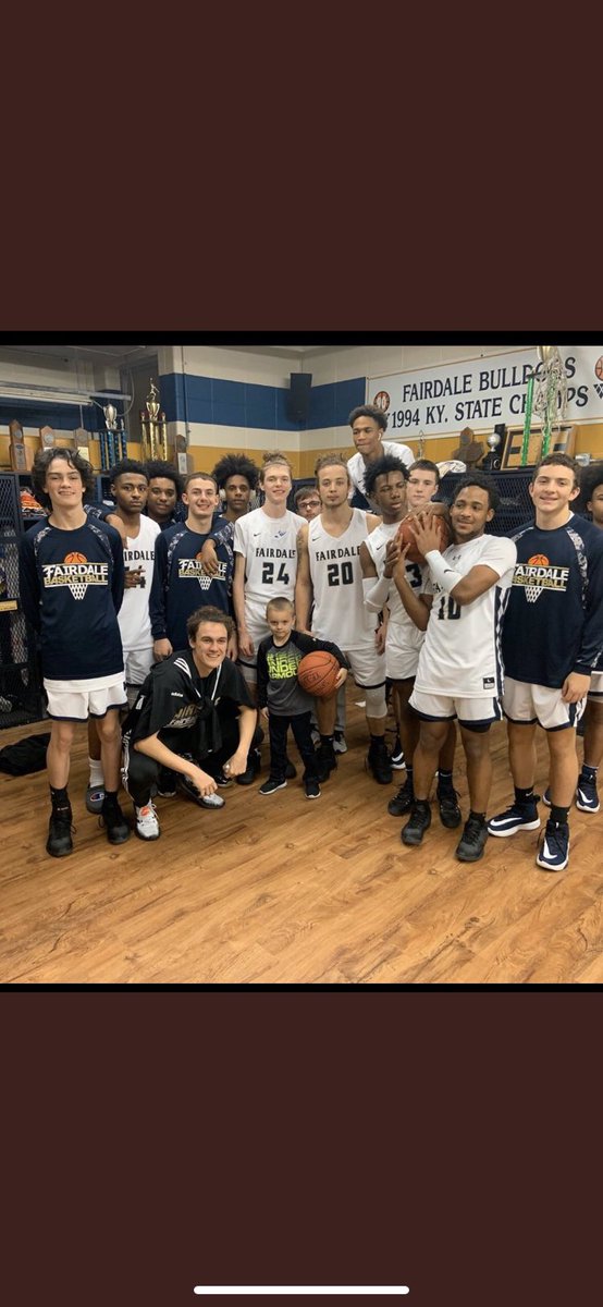 Caleeeb_10's tweet photo. Fairdale vs PRP tomorrow night at 7:30 at PRP!! We need a huge crowd! Big district game!! Come support the Dawgs 🏀
#DaleWay
@FHSBasketball11 @Dawgs_Athletics https://t.co/PPc9ZZAHJ6