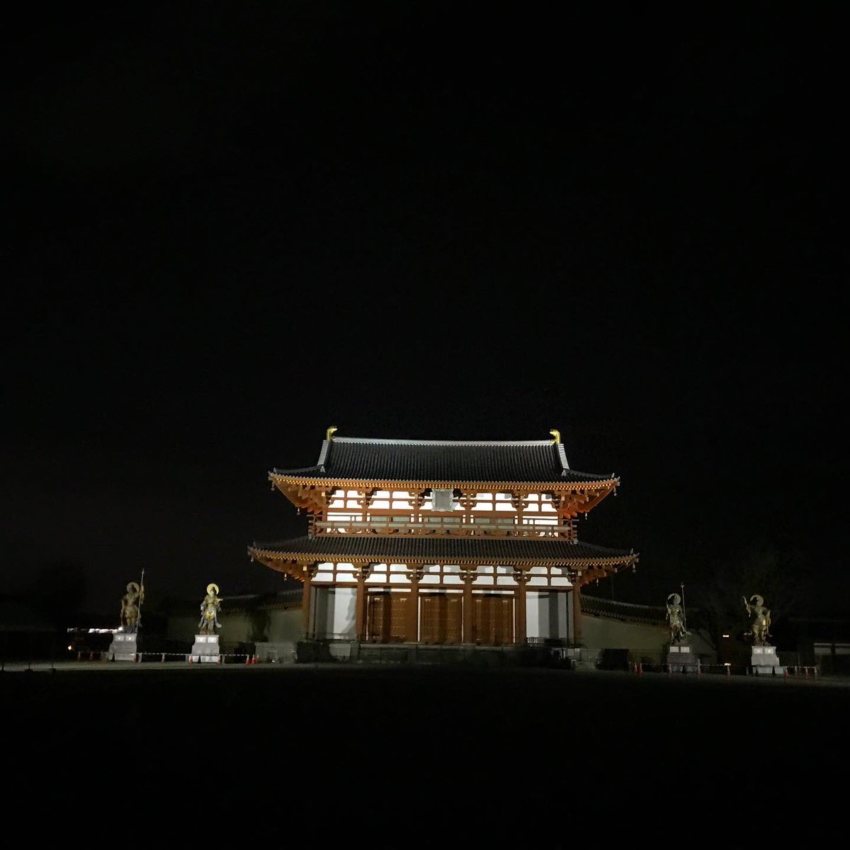 奈良市観光情報 奈良 奈良観光 奈良旅行 奈良の夜 ライトアップ 平城宮跡 朱雀門 大立山まつり 祝ぐ寿ぐまつり 四天王像 迫力 Nara Narajapan Heijo Heijokyo Heijopalace Nightview Night Fuyunara T Co Gbkwbnygnf