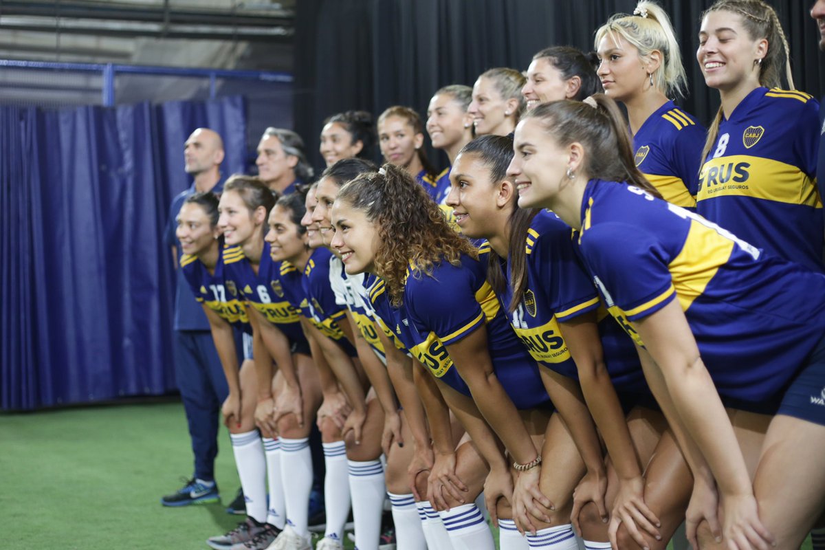 Listas para defender la camiseta más linda de todas. 💙💛💙

#VamosGuerreras 🙌🏼🏐
#VamosBoca 👊🏼