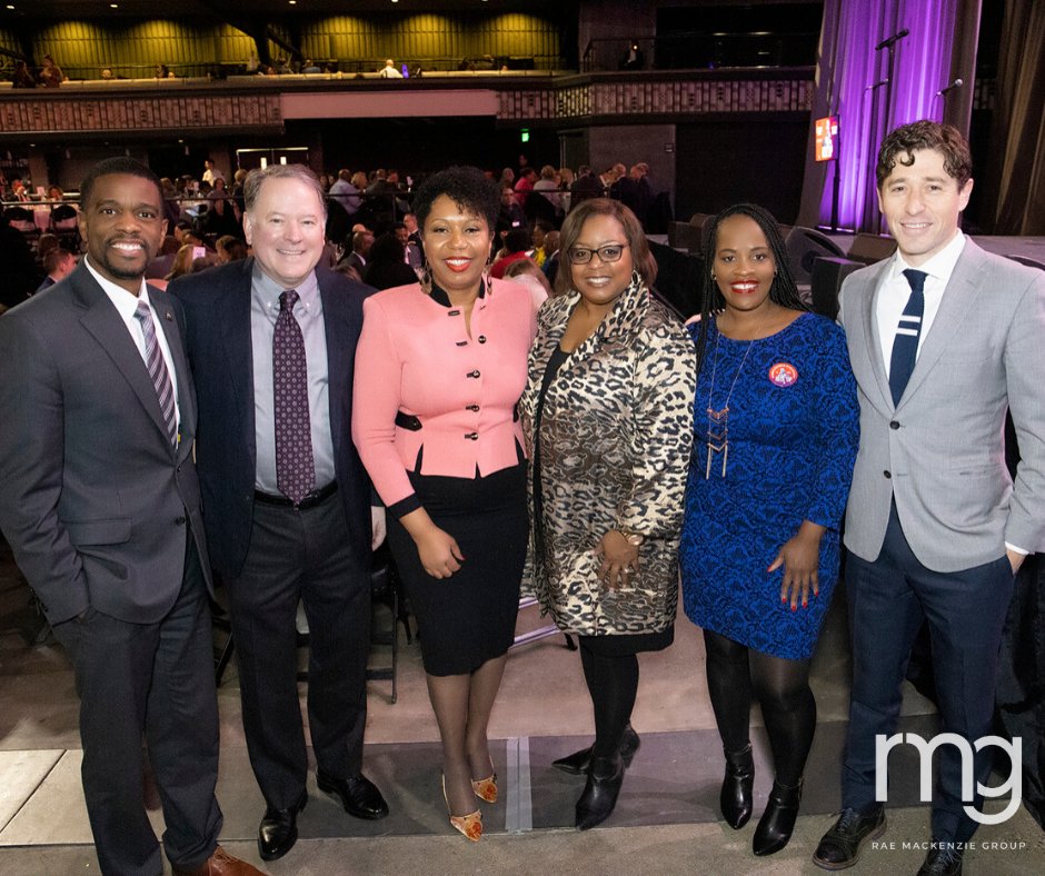 rmgcorp's tweet photo. .@AmoryMN hosted the 30th Annual #MLKBreakfastMN by @UNCFTwinCities @GeneralMills & #TeamRMG was on location.
📸 The Honorable @GovTimWalz, Saint Paul @MayorCarter, Minneapolis Mayor @Jacob_Frey, U.S. Rep. @IlhanMN, leaders from @AndersenWindows + more.
🖼https://t.co/2hDZnxhjGF https://t.co/F8TdLIIiSD