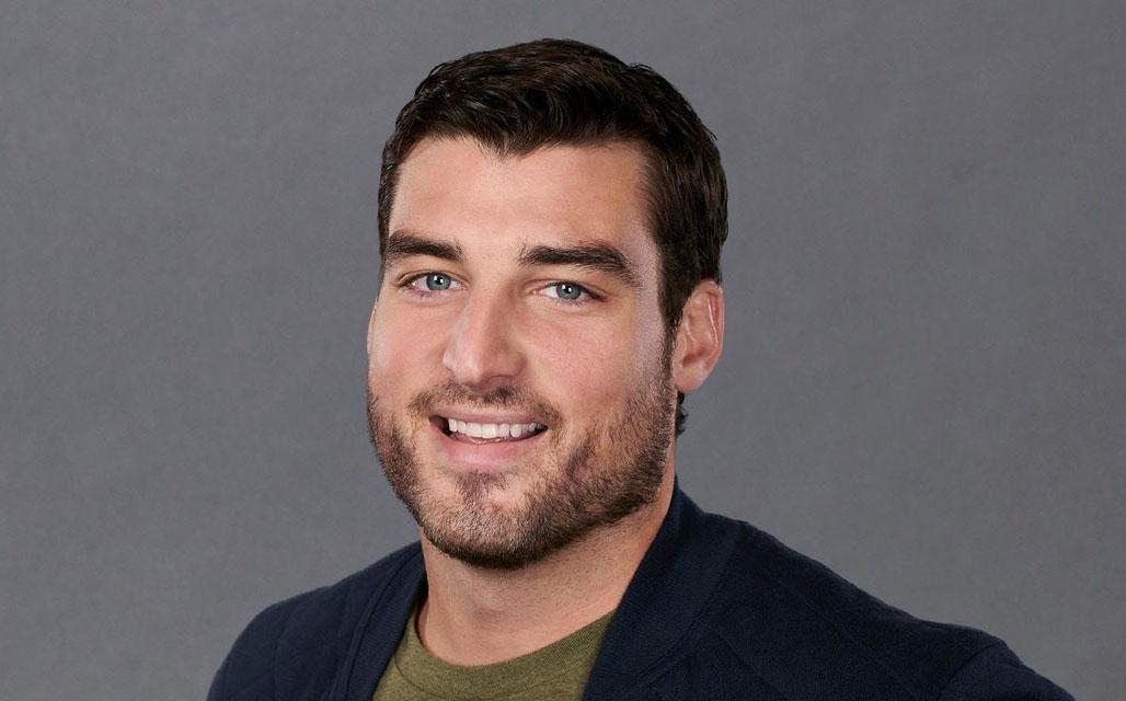 UPDATE: 911 call - ‘Bachelorette’ contestant Tyler Gwozdz dies; Boca police start criminal investigation >>  bit.ly/36e7h5e
-
#NickiMinajIsComing Jim Lehrer Marsha #DoomsdayClock Purple Heart Vindman #colourpop9milli