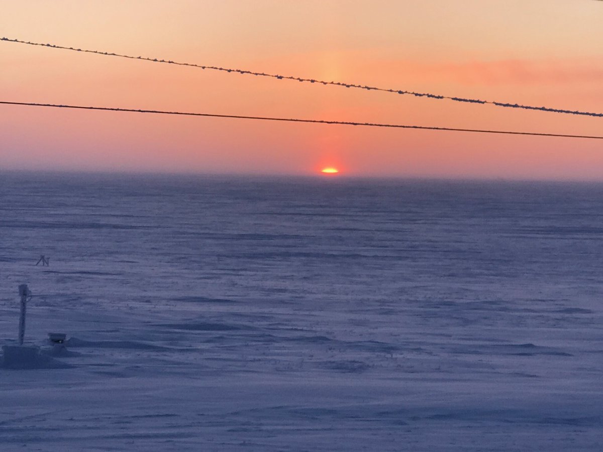 NWSFairbanks's tweet image. First sunrise in Utqiaġvik (Barrow) since November 18, 2019. The sun rose today at America's farthest north city at 109 pm and set at 209 pm for 59 minutes 41 seconds of daylight. Tomorrow the daylight will be 1 hour, 36 minutes and 50 seconds. #AKWX