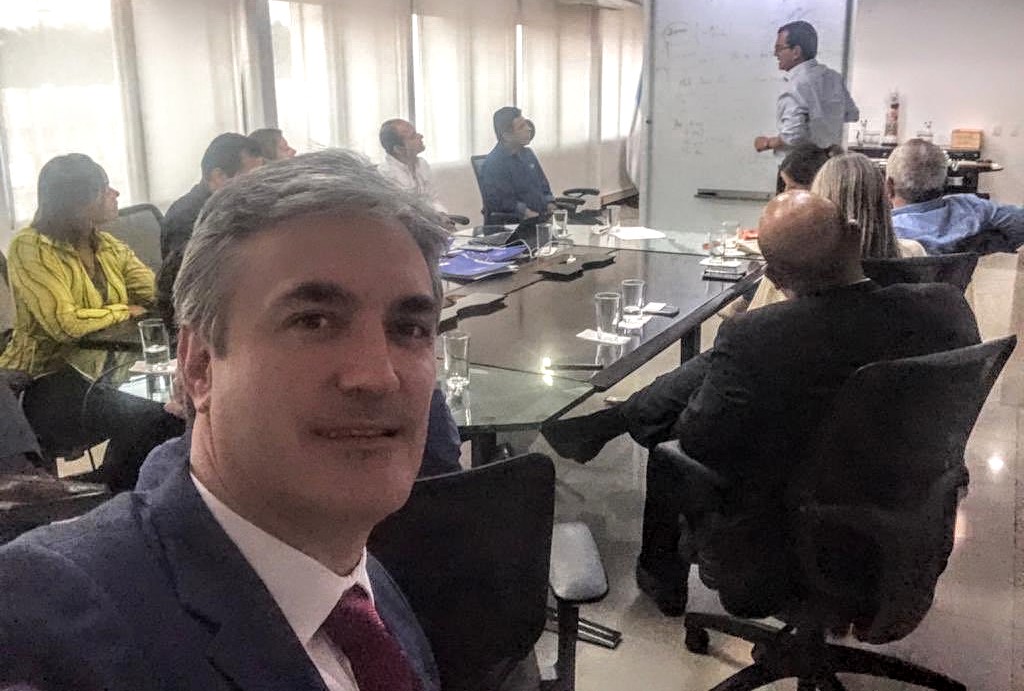 TwiterosCali's tweet photo. La @SAESAS1 informa que suspenderá la venta del lote del Club San Fernando ante la solicitud del Alcalde de Cali @JorgeIvanOspina con el respaldo de concejales y congresistas para poder construir un parque tecnológico en nuestra ciudad: @ChriGarces https://t.co/gKdWGjRqBg