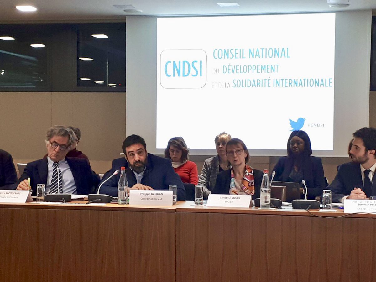 AmandiToussaint's tweet photo. Ce matin, s’est réuni le #CNSDI autour de @JBLemoyne pr échanger sur le bilan du G7 et la préparation du @2020Sommet en présence de @srivoal. Un grand merci aux #ONG, acteurs éco, recherche et collectivités pour leur engagement qui continue à nous faire avancer collectivement! https://t.co/hIf8E2NJbJ
