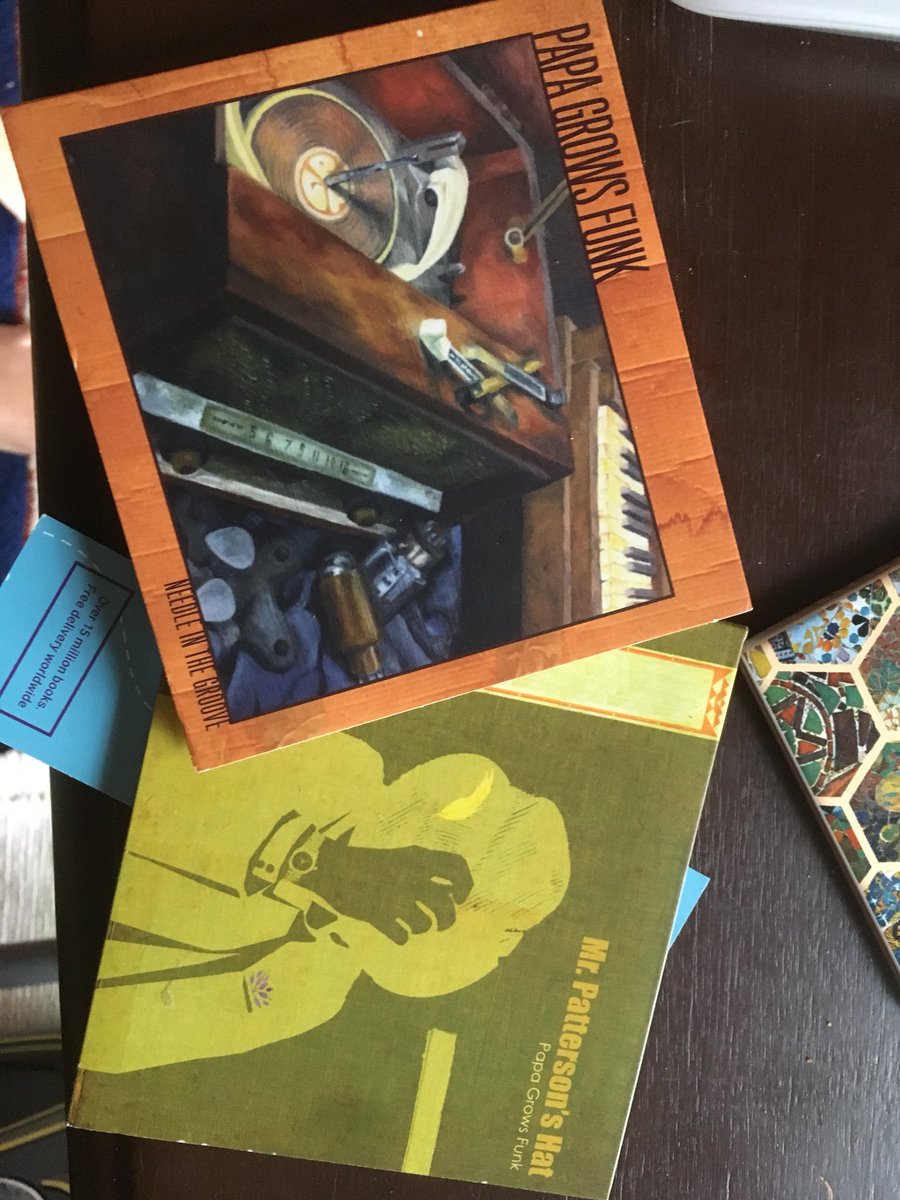 places_calling's tweet photo. Writing companions #makeitrightnow @PapaGrowsFunk https://t.co/91htfcZalX