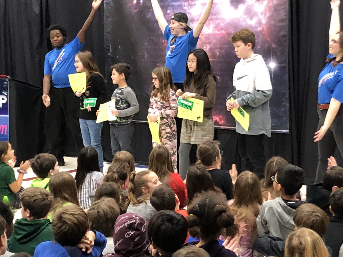 Carpenter_LO's tweet photo. These budding authors helped drive our assembly this morning as we welcomed back @BrainstormersMI to Carpenter! #thinkitup #writeitdown #AlwaysLakeOrion @LkOrionSchools https://t.co/FCvk37q66X