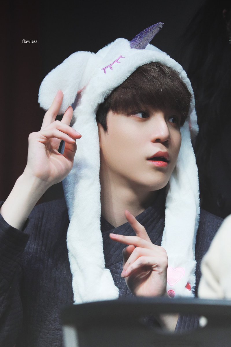 #ATEEZ #에이티즈 #윤호 #정윤호 #ユノ #YunHo 
200117 💙