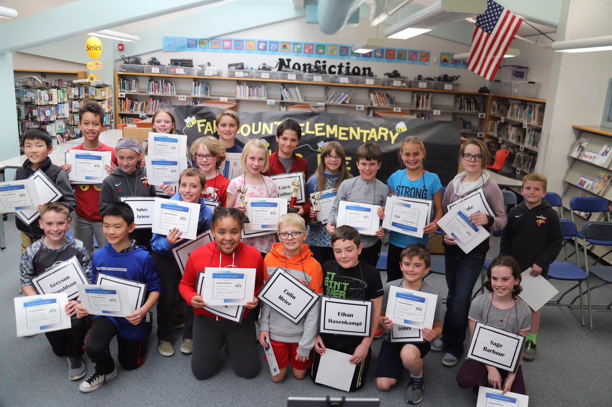 Congrats to our top 3 Soelling Bee students! Champion Hannah D — 1st runner up Caleb V —- 2nd runner up Natalie H. And congrats to the other 19 qualifiers. Way to go students!