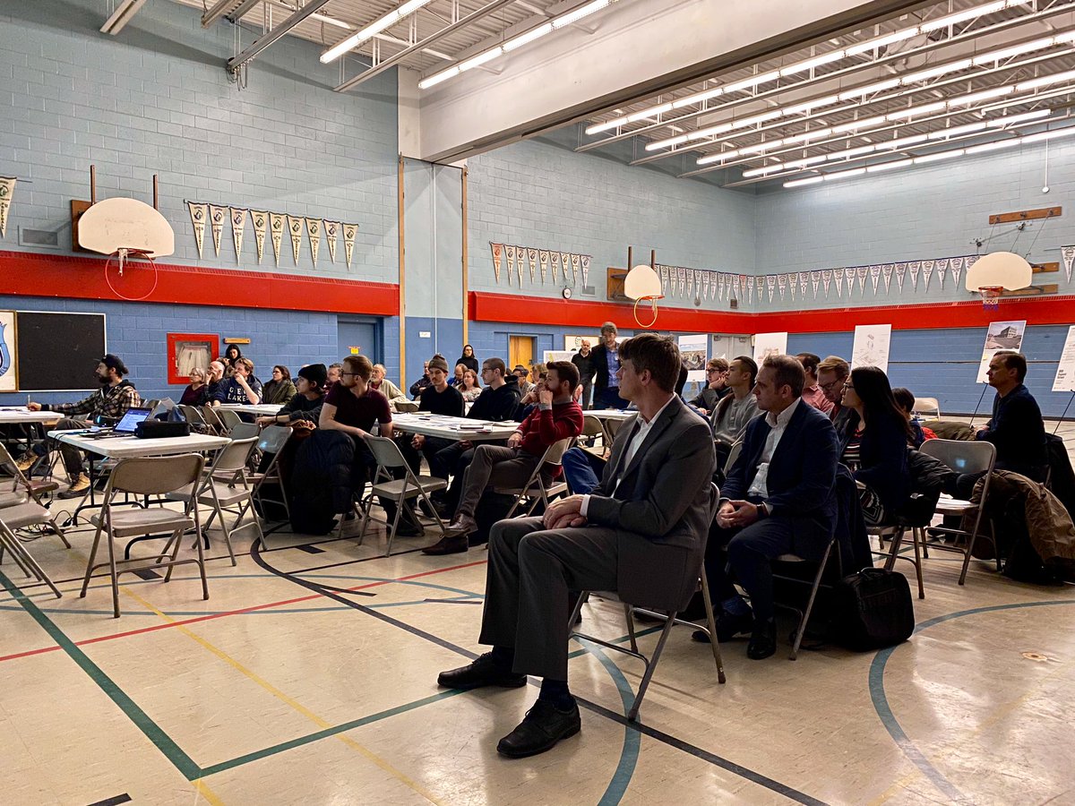 jasontsang's tweet photo. Thanks to everyone who came out to the @CityPlanTO Community Consultation Meeting for a development proposal at 888 Dupont Street. For more information, see https://t.co/5tKqi4tFvp #888dupont #whatplannersdo #cityplanto https://t.co/nnZA9oe5Iz