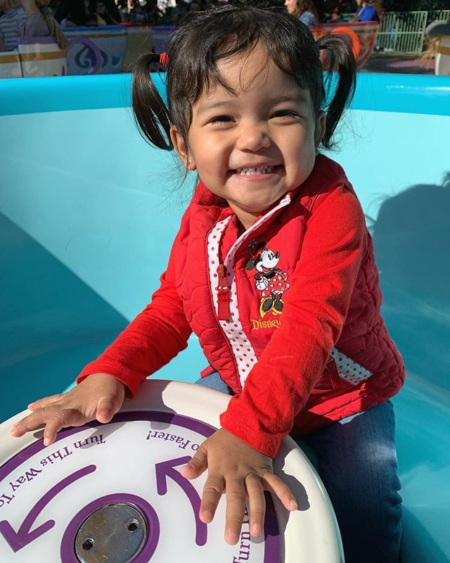 KaylaKobayashi's tweet photo. 𝐻𝒶𝓅𝓅𝓎 𝟤𝓃𝒹 𝐵𝒾𝓇𝓉𝒽𝒹𝒶𝓎 𝐼𝓈𝓁𝒶!#disneyland #madteaparty #issyhill https://t.co/Lkj4UWrphN