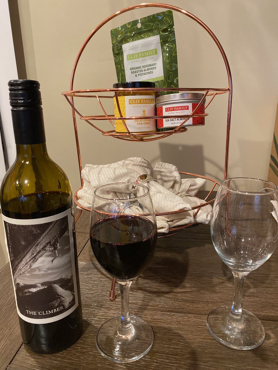 GoKellyEli's tweet photo. My BRF @EnergyBolt2 got a sweet package from the @NVMarathon sponsor and it got me even more excited to run through the vineyards! Hopefully I’ll get to visit the @ClifFamily vineyard - coupon code “BIBRAVE10” to save $10 if you want to run! 🍇 #napamarabr #bibchat #bibravepro https://t.co/3V8K97U2TP