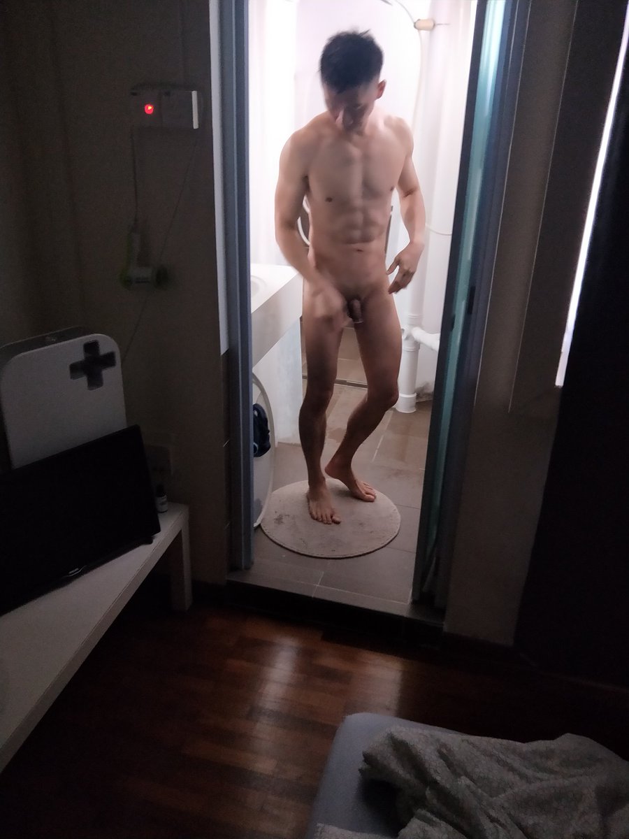 2elleelle2's tweet photo. Cant believe my fuck bud is turning 50?!?! https://t.co/nhBRGoHrF1