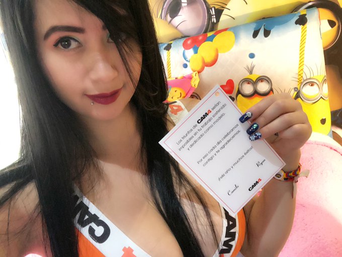 Gracias CAM4 🥰😍 ame este detalle , thanks u soooooo much , me encanto el juguete ( le dar&eacute; buen uso)<a href="/tag/cam4"class="tags"><span>#cam4</span></a>