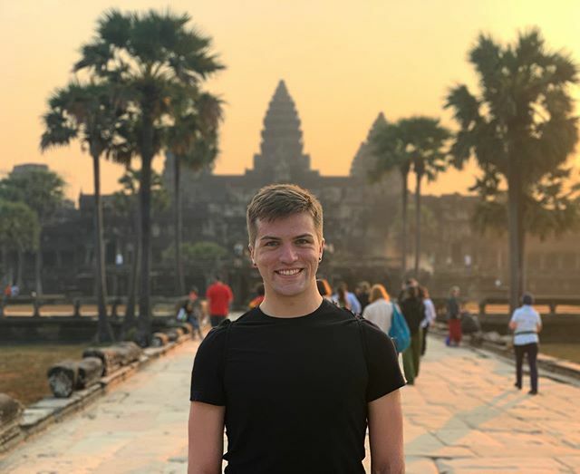 MarkRJahnke's tweet photo. Insert thinspirational Angkor Wat caption here. https://t.co/DS82GfO9G2 https://t.co/qsxnEVteeP