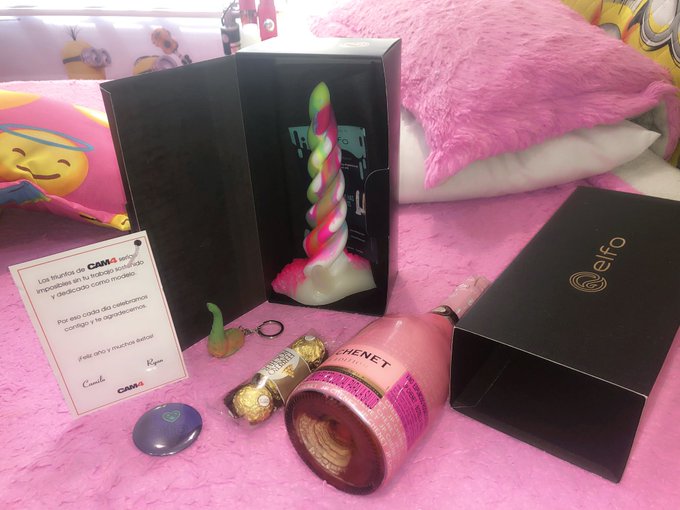 Gracias CAM4 🥰😍 ame este detalle , thanks u soooooo much , me encanto el juguete ( le dar&eacute; buen uso)<a href="/tag/cam4"class="tags"><span>#cam4</span></a>
