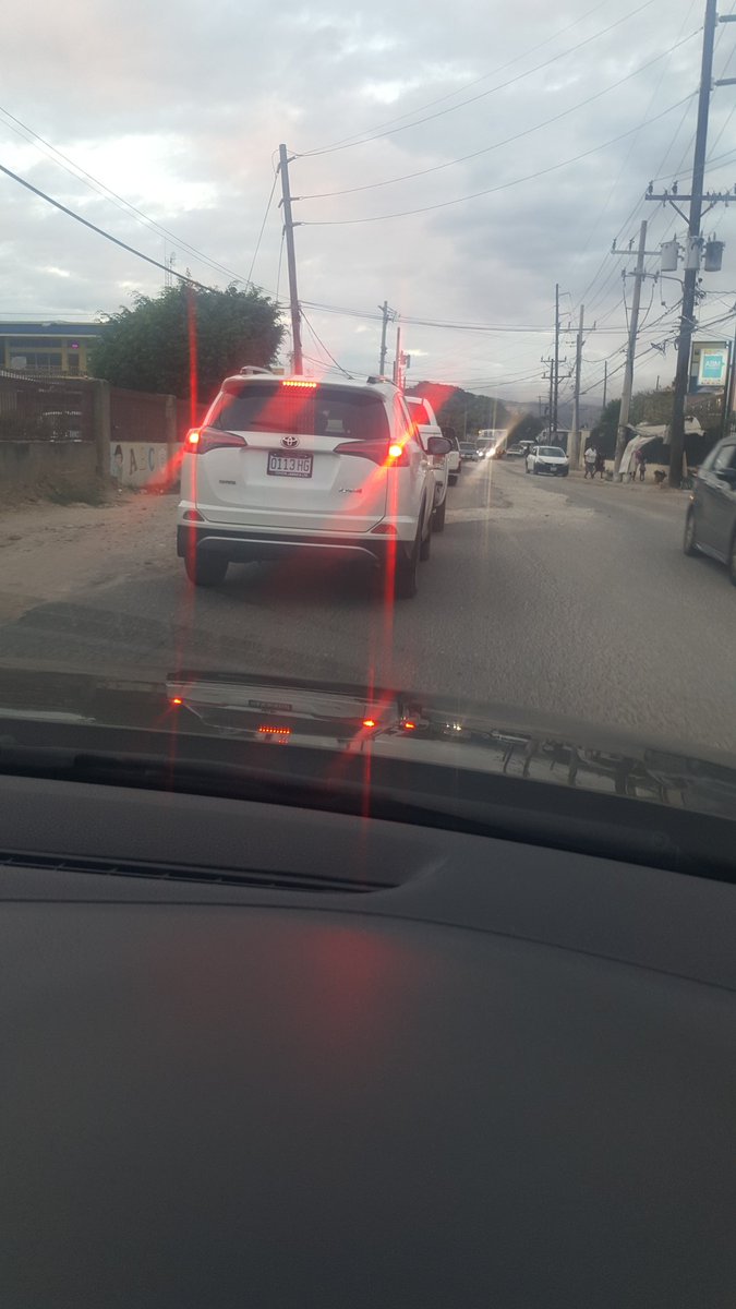 lsharrier's tweet photo. @FitzJacksonpnp1 do you know this sir, right under your nose in front of joongs supermarket in portmore. Help us please https://t.co/t4aplHjYdk