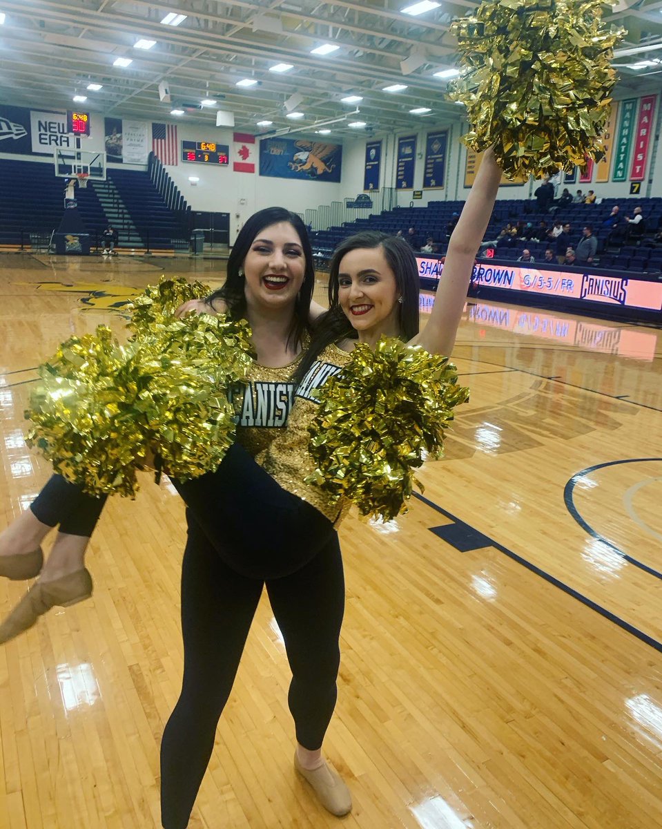Dance_Griffs's tweet image. An enormous CONGRATULATIONS going out to our official 2020-2021 Dance Team captains!! 💙💛