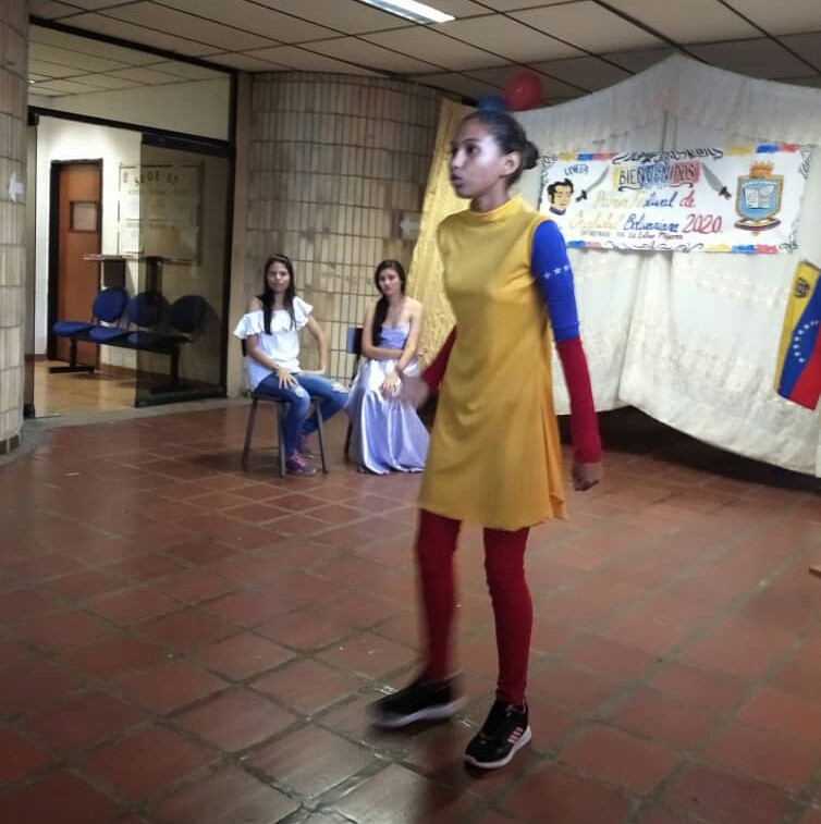 Nucleo_Lara's tweet photo. Estudiantes del 3 semestre de enfermería del #NúcleoLara realizan cierre de la asignatura cátedra bolivariana con escenificación sobre la vida, obra y muerte del padre de la patria Simón Bolívar @unefa_ve @angiolillofp @Educacion_MPPD @unefa_vrro @elraye167 https://t.co/5lfUkEvWII