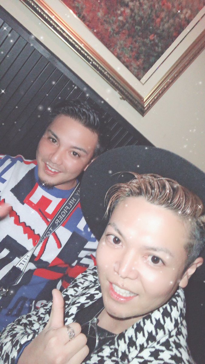 e102400's tweet photo. 久々の投稿😏
あけおめーー！ https://t.co/HcvExpE5lC