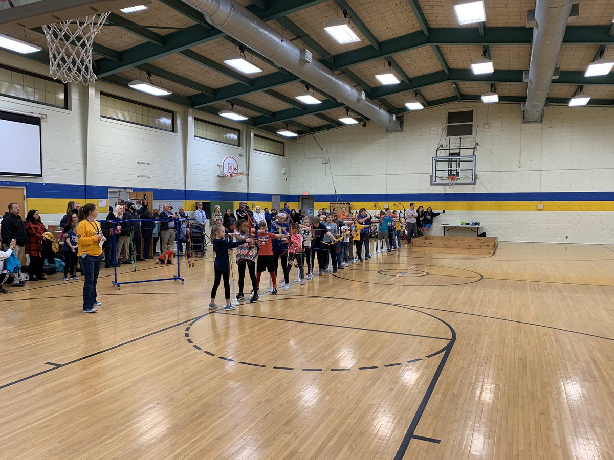 cses_manchester's tweet photo. We want to thank everyone for coming out to College Street Elementary School for our MCS Family Engagement night. #csescougars #WeAreCity #MCSUnited https://t.co/uC7wpx1JlP