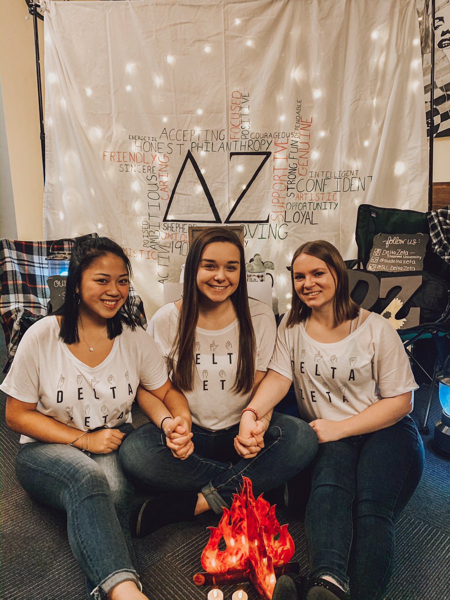 🔥🏕WELCOME TO CAMP🏕🔥
.
.
We had so much fun meeting you all tonight! 💗💚