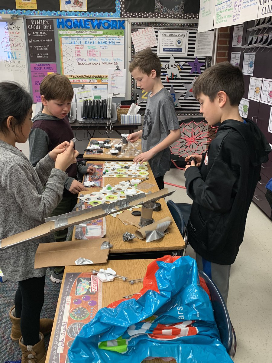 MrsCionisClass's tweet photo. Donβt throw that paper in the garbage! Recycle it with The Paper Throw-Awayer! #RubeGoldbergDesignChallenge #designbuildtestredesign #problemsolving #machinesatwork #energytransfers https://t.co/G13ElCEseE