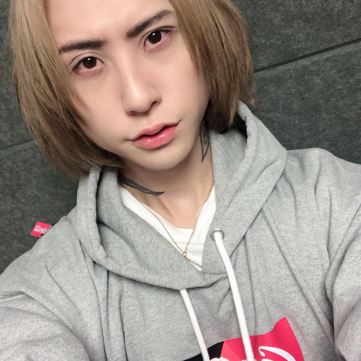 GENKI_T3's tweet photo. 髪が伸びすぎてボブよ
ボブザップよ https://t.co/7tnW0nhTAj